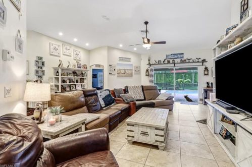 4845 20th Ave, Naples FL  34117-9125 exterior