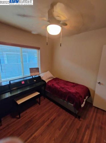 1712 Poppy St, Long Beach, CA 90805-3104