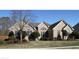 908 Brookmont Ln, Chesapeake VA  23320-3235 exterior