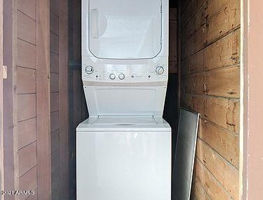 6220 14th St, Phoenix AZ 85014-1794 exterior