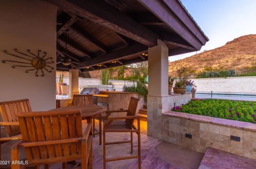 15253 12 St, Phoenix AZ 85086-7358 exterior