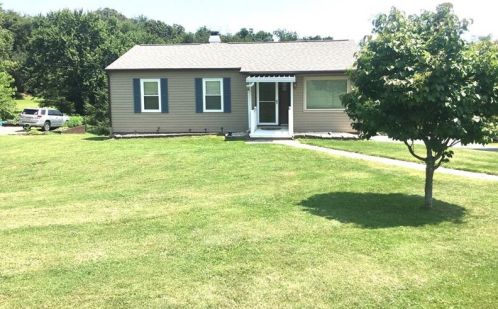 214 Haymont Dr, Gibsonia PA  15044-9761 exterior