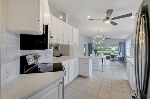 5422 Guadeloupe Way, Naples FL  34119-9578 exterior