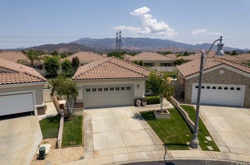 968 Wind Flower Rd, Beaumont CA  92223-8543 exterior