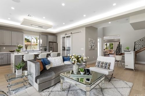 9649 Longden Ave, Temple City CA  91780-1457 exterior