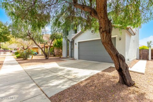 3537 Michelle Way, Gilbert AZ  85234-1735 exterior