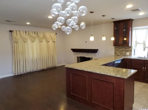 3304 Alabama St, Glendale CA 91214-1213 exterior