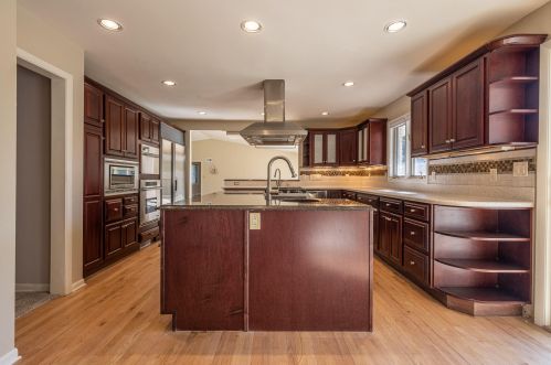 1545 Cedar Ln, Milwaukee WI  53217-1102 exterior