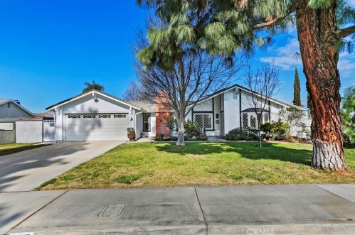 8615 Tropicana Dr, Riverside, CA 92504-4362