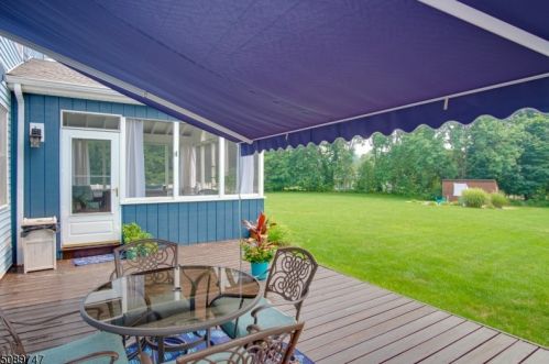 25 Martingale Dr, Wantage NJ  07461-2857 exterior