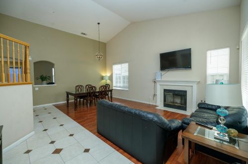 2135 Canyon Creek Ct, Newman CA  exterior