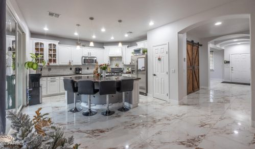 15012 Mercer Ln, Sun City, AZ 85379-5373
