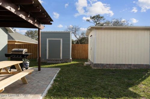 3949 Rolling Hill Dr, Titusville FL  32796-1107 exterior