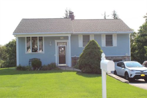 20 Bass Rd, Mahopac, NY 10541-1915