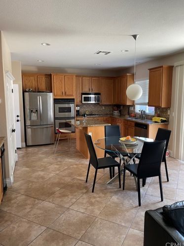 1893 Pinnacle Way, Upland, CA 91784-9227