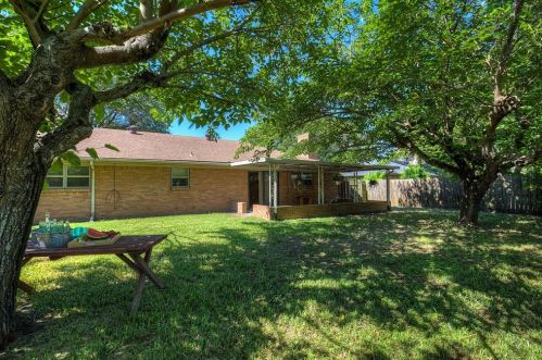 2308 Lange St, Greenville TX  75402-7324 exterior