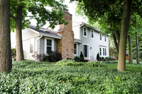 12970 Scarborough Dr, Waukesha, WI 53151-6126