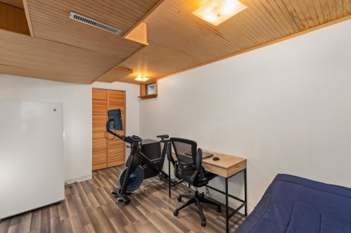 17 Meetinghouse Rd, Keene NH  03431-2065 exterior