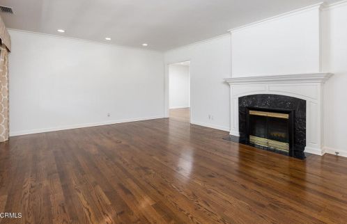 4650 Encinas Dr, La Canada CA  91011-2227 exterior