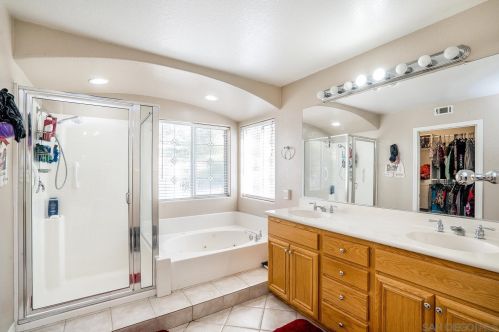 29487 Georgetown Ln, Temecula CA  92591-2803 exterior