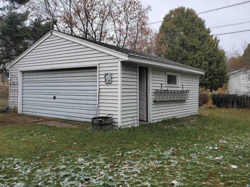 1607 Fairview Ave, Scanlon MN  55720-2421 exterior