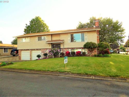 1385 Oak St, Barlow, OR 97013-3230
