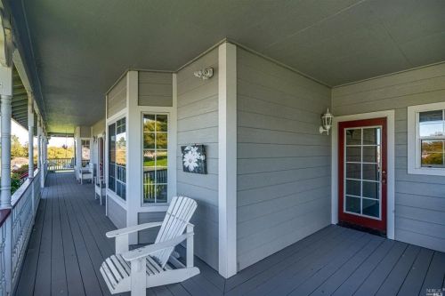 6301 Highland Pl, Sebastopol CA  95472-6100 exterior