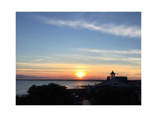13 Tellier Rd, South Kingstown, RI 02882-6309