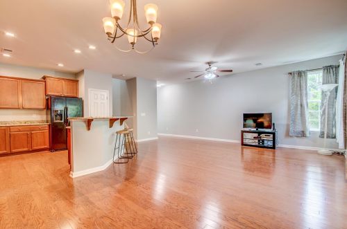 3057 Park West Blvd, Mount Pleasant SC  29466-7216 exterior