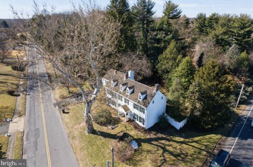 3996 Buck Rd, Huntingdon Valley, PA 19006-2202