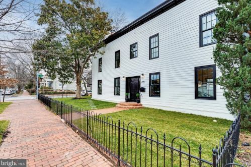 700 9th St, Washington, DC 20003-2804