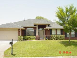 780 Mohegan Cir, Cantonment, FL 32533-5636