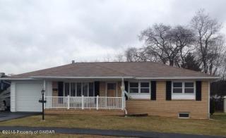 109 Hillcrest Dr, Pittston, PA 18642-1524