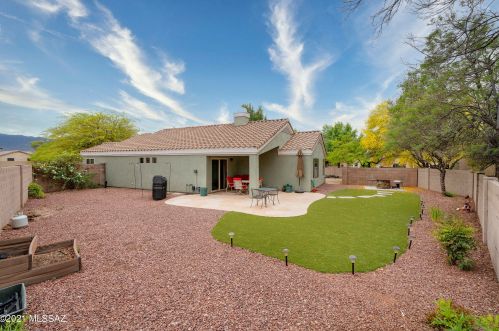 9674 Coolwater Ct, Tucson, AZ 85749-7926