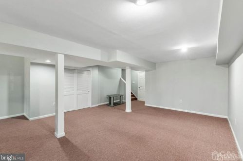 45 Coriander Dr, Princeton NJ  08540-9428 exterior
