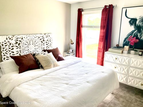 1135 17 Pl, Vero Beach FL 32960-3648 exterior