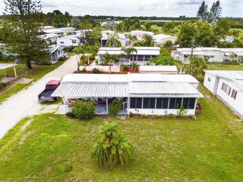 4743 Sandpiper Dr, Saint James City FL  33956-2810 exterior