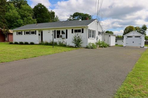 42 Harrison St, Windsor Locks, CT 06096-2717
