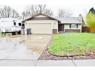 3000 Columbine St, Lebanon, OR 97355-1506