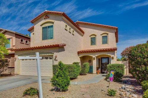 17592 Young St, Sun City, AZ 85388-3127