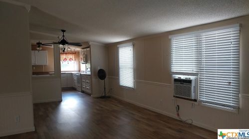 500 Tannenbaum Ln, Seguin TX  78155-0907 exterior