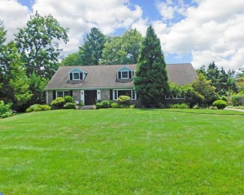 3 Saint James Pl, Yardley, PA 19067-3214