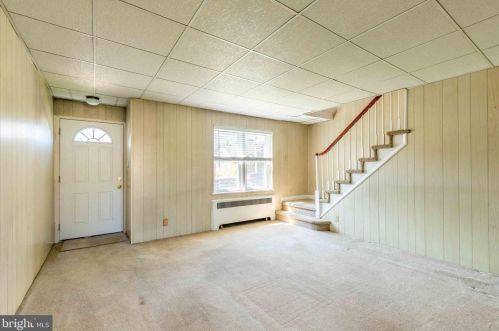 337 William St, Downingtown, PA 19335-2536