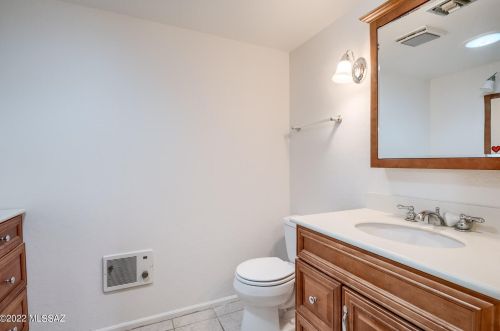 4421 Camino Gacela, Tucson AZ  85718-6807 exterior