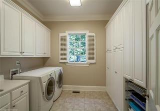 125 Page Rd, Nashville, TN 37205-4421