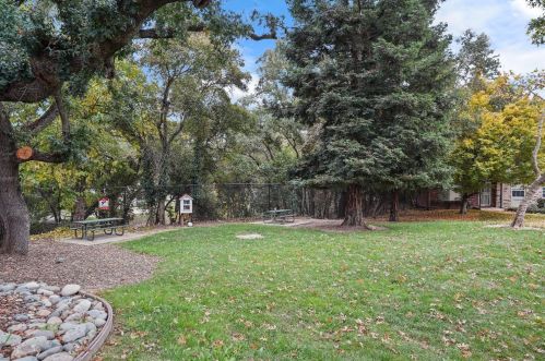 6423 Wexford Cir, Citrus Heights CA  95621-4923 exterior