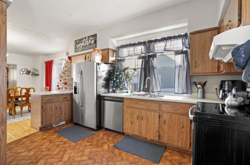 237 Union St, Waukesha WI  exterior