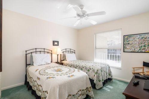 1350 Churchill Cir, Naples, FL 34116-3605