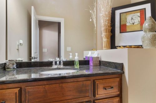 11856 Jamestown St, Minneapolis MN 55449-7526 exterior