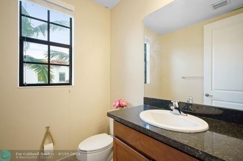 11609 13 Ct, Hollywood FL 33025-2559 exterior